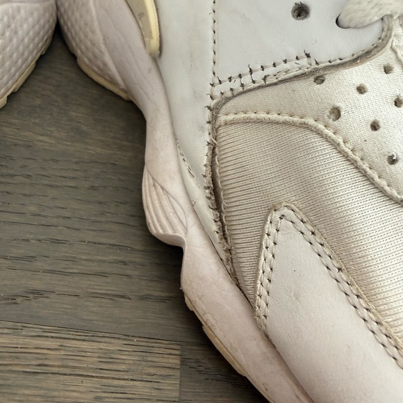 Nike Air Huarache - Picture 3 of 6